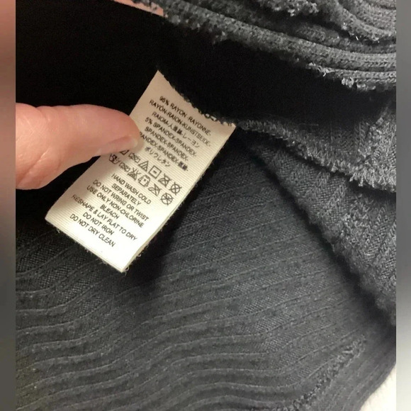 Free People/We The Free Lover Ribbed Black 3/4 Sleeved Tunic Sweater Size Medium - Picture 4 of 5